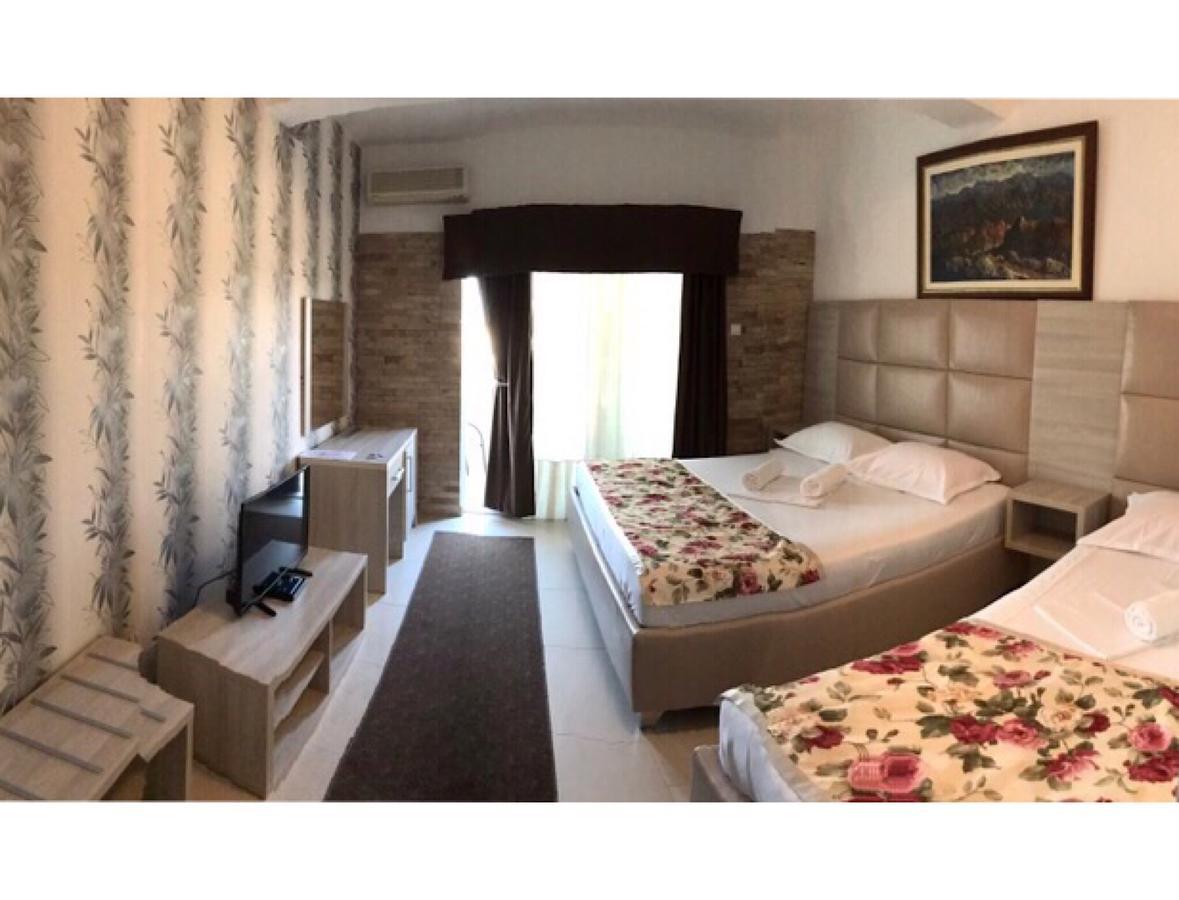 Hotel Imperial Улцинь Экстерьер фото