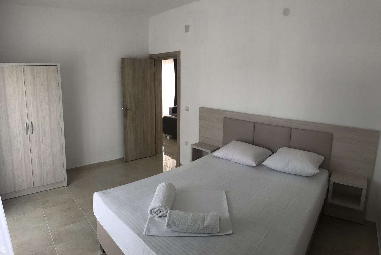 Hotel Imperial Улцинь Экстерьер фото