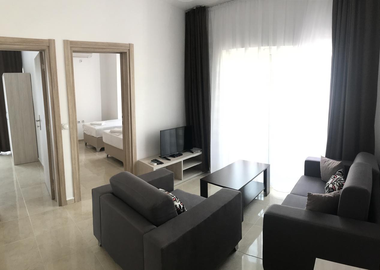 Hotel Imperial Улцинь Экстерьер фото