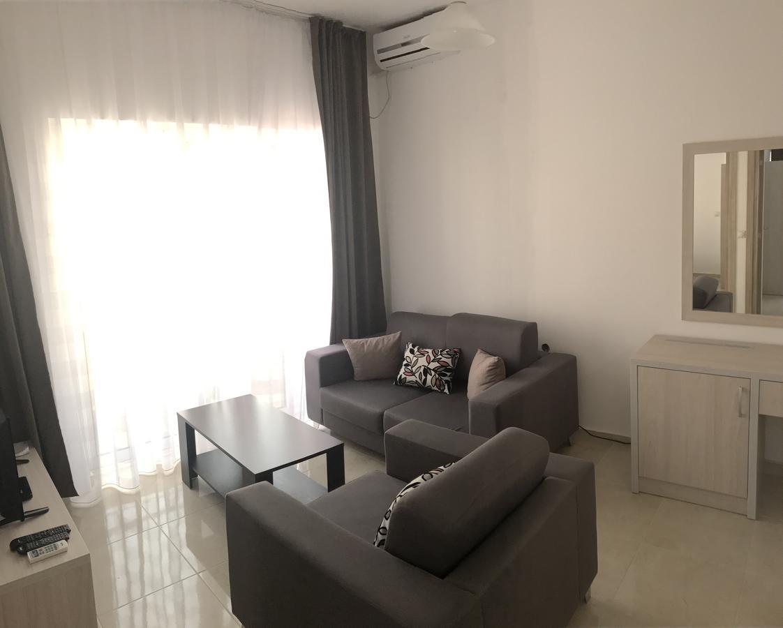 Hotel Imperial Улцинь Экстерьер фото